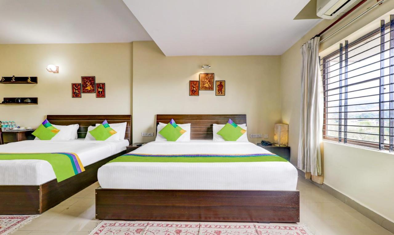 Treebo Trend Fort Mercara Nearby Madikeri Fort Exterior foto